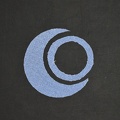 omlx-fabric-center-dark